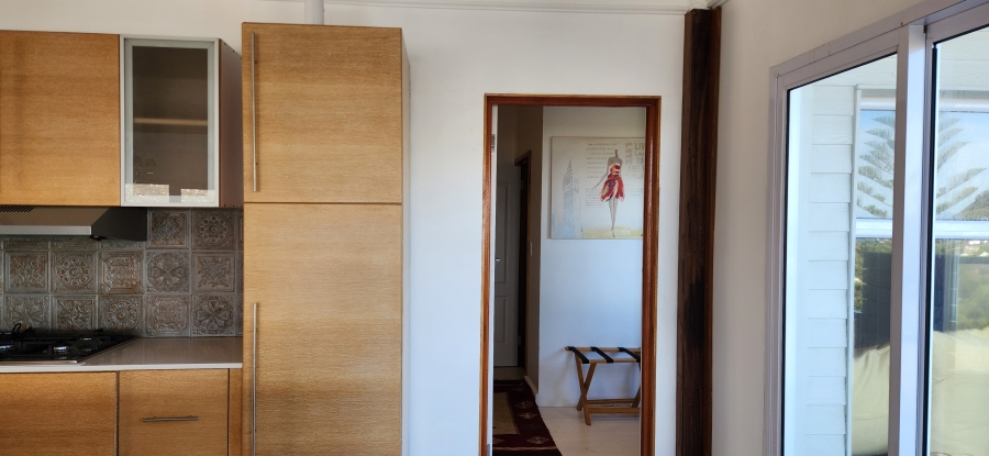 To Let 4 Bedroom Property for Rent in Glencairn Heights Western Cape